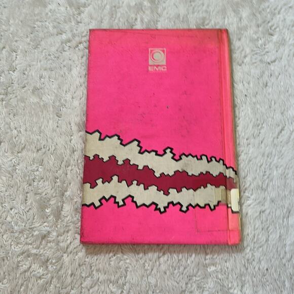 A Montana Adventure Dennis St. Sauver Tromp It 1973 ISBN 0912022507 Snowmobile - Picture 8 of 9